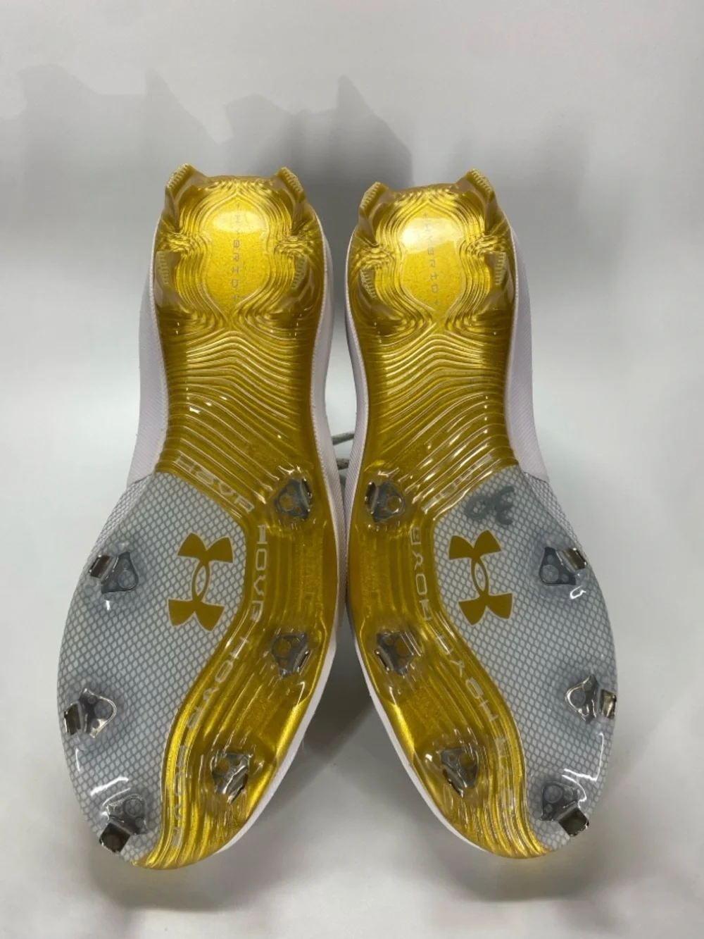 Under Armour Harper Cleats Mens 12.5 White Gold Metal Baseball Shoes NWOB